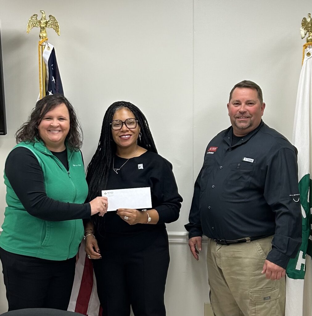 AgCarolina donates to Scotland County 4-H